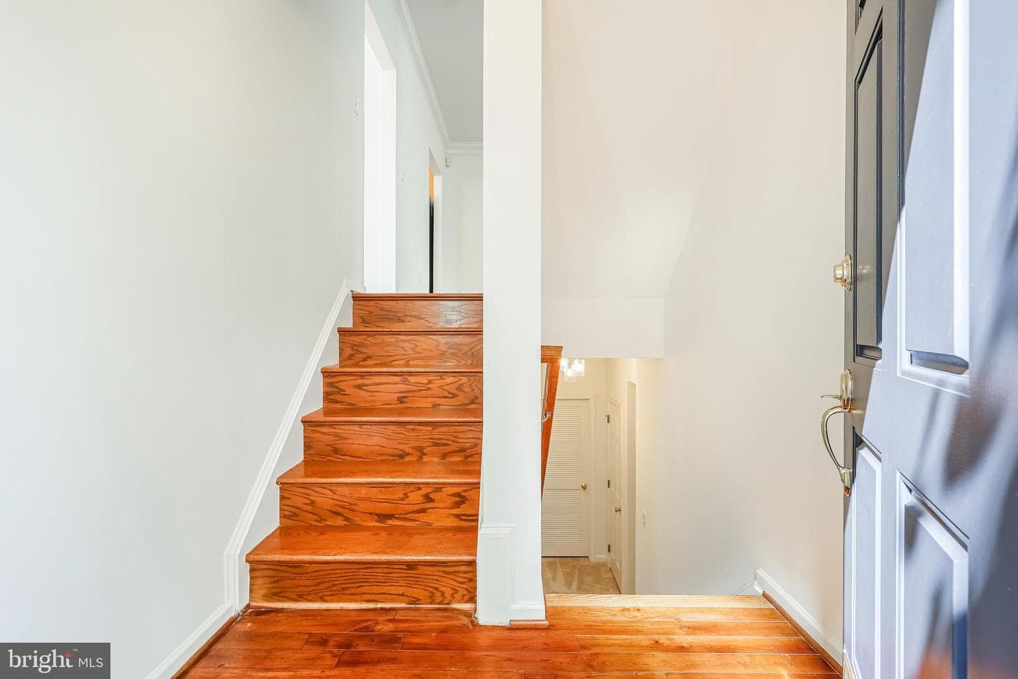 25338 Mcintyre Square photo 4
