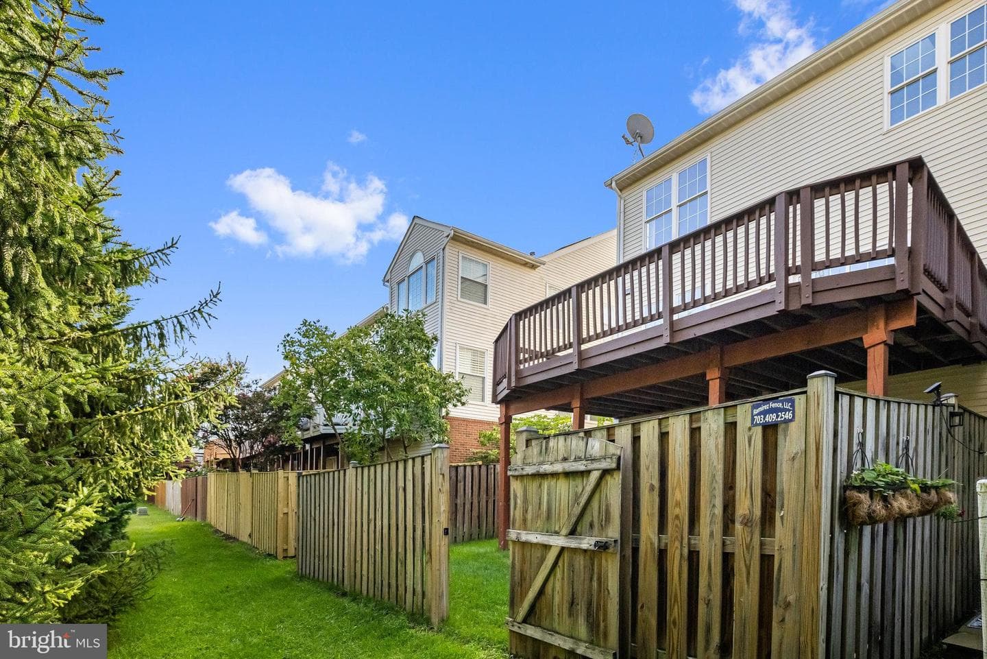 25338 Mcintyre Square photo 42