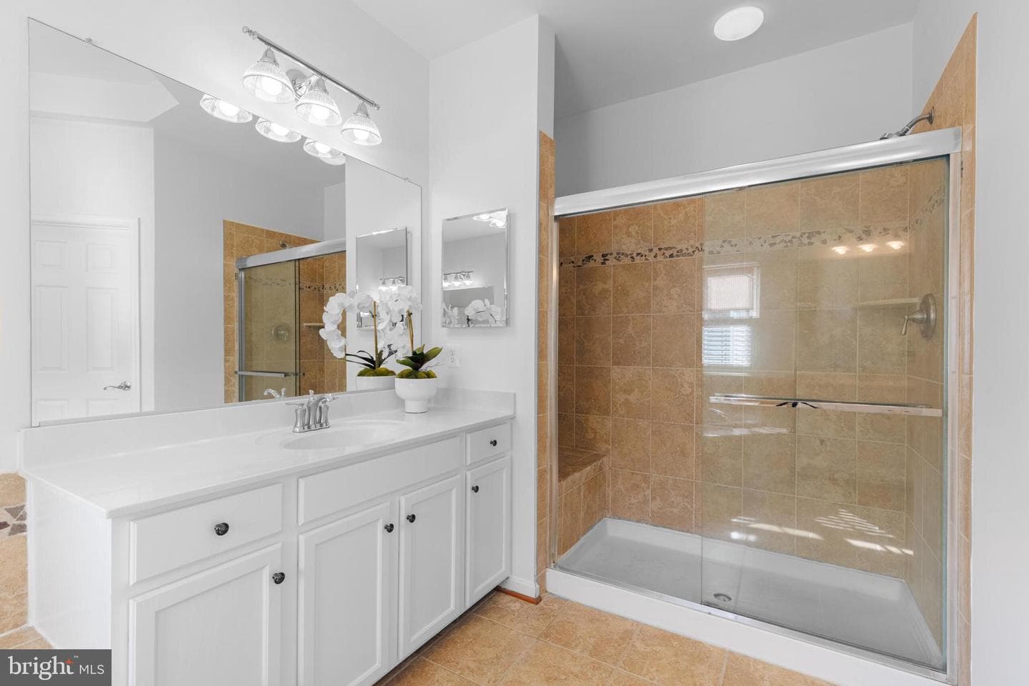 13526 Village Green Drive photo 25
