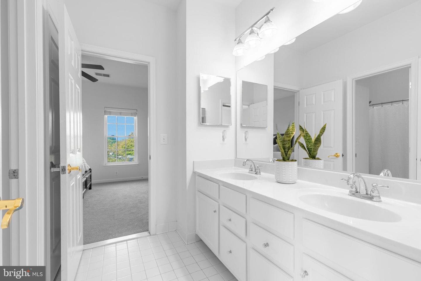 13526 Village Green Drive photo 27