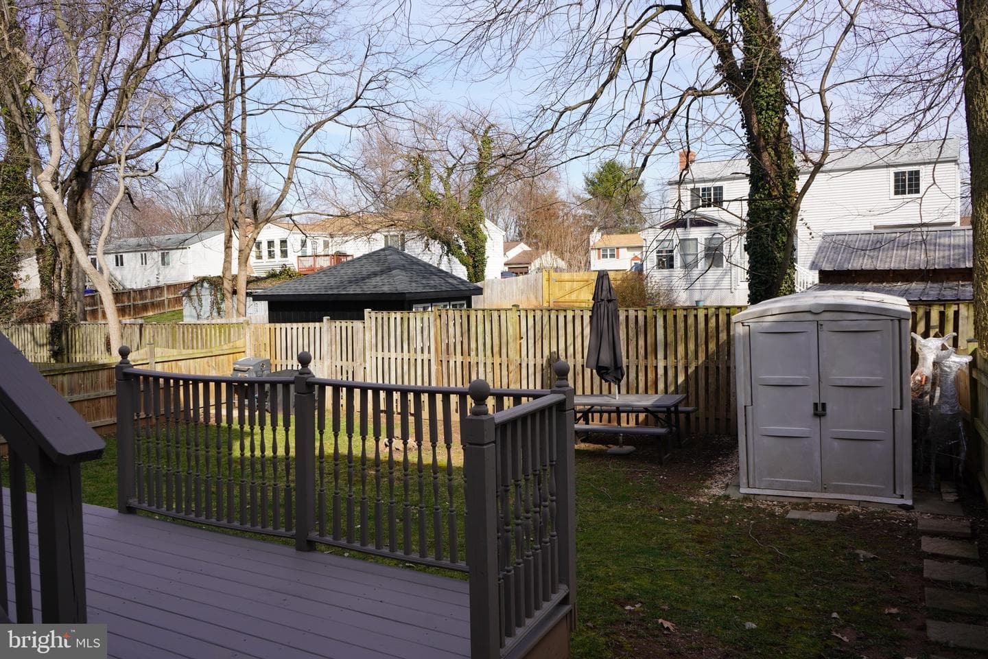 208 Mayfair Drive NE photo 4