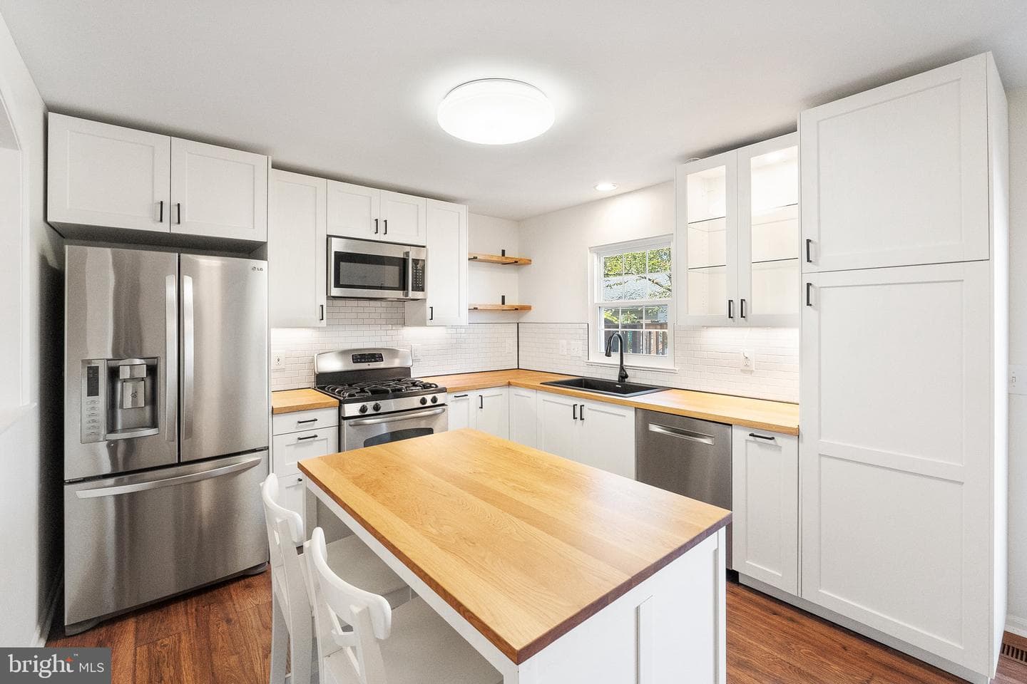 42884 Nashua Street photo 17