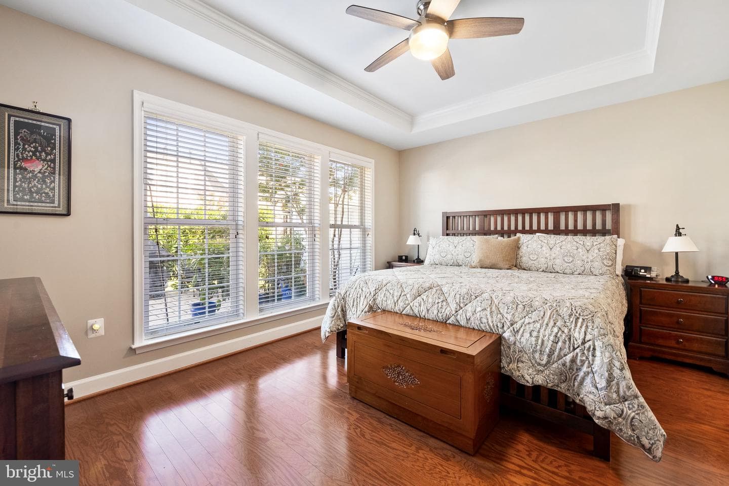 44402 Maltese Falcon Square photo 16