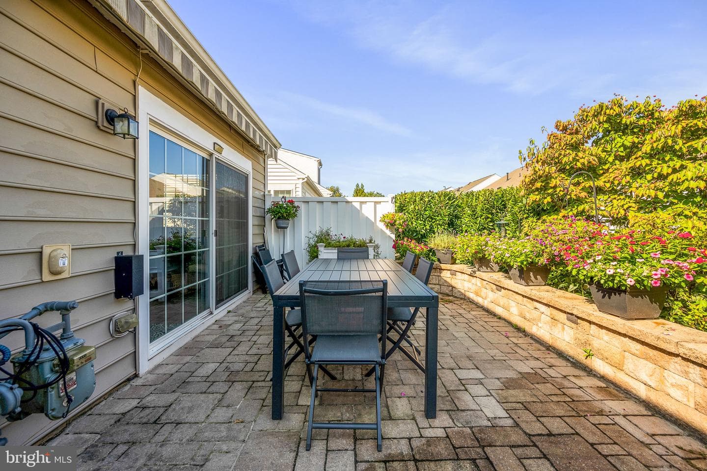 44402 Maltese Falcon Square photo 34
