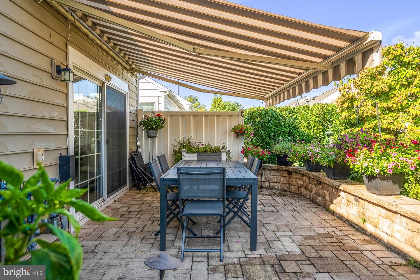 44402 Maltese Falcon Square photo 35