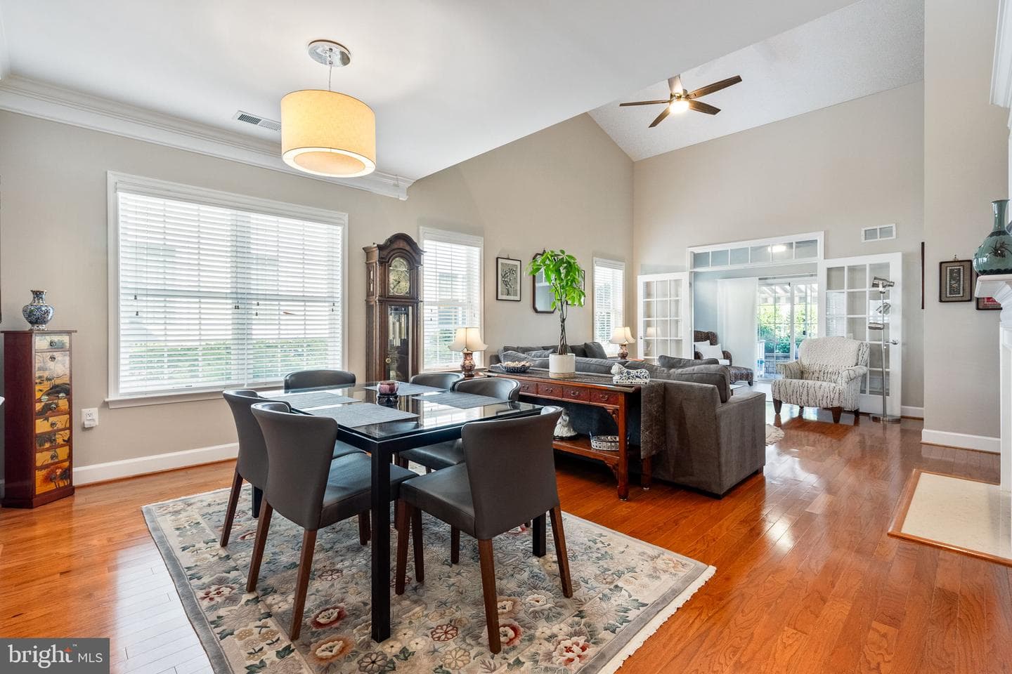 44402 Maltese Falcon Square photo 5