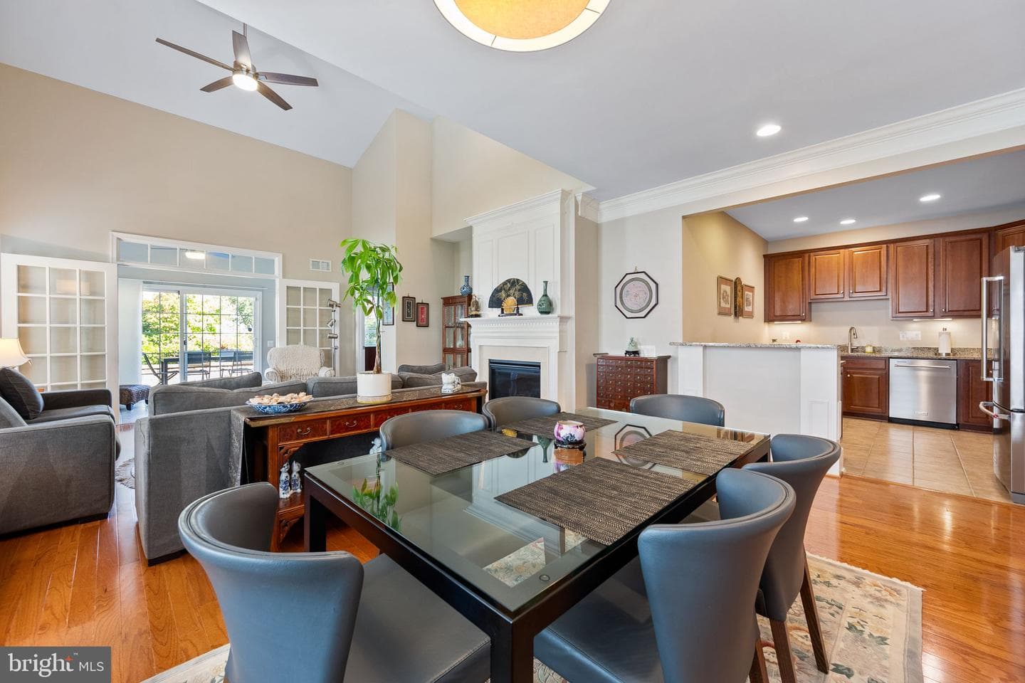 44402 Maltese Falcon Square photo 7