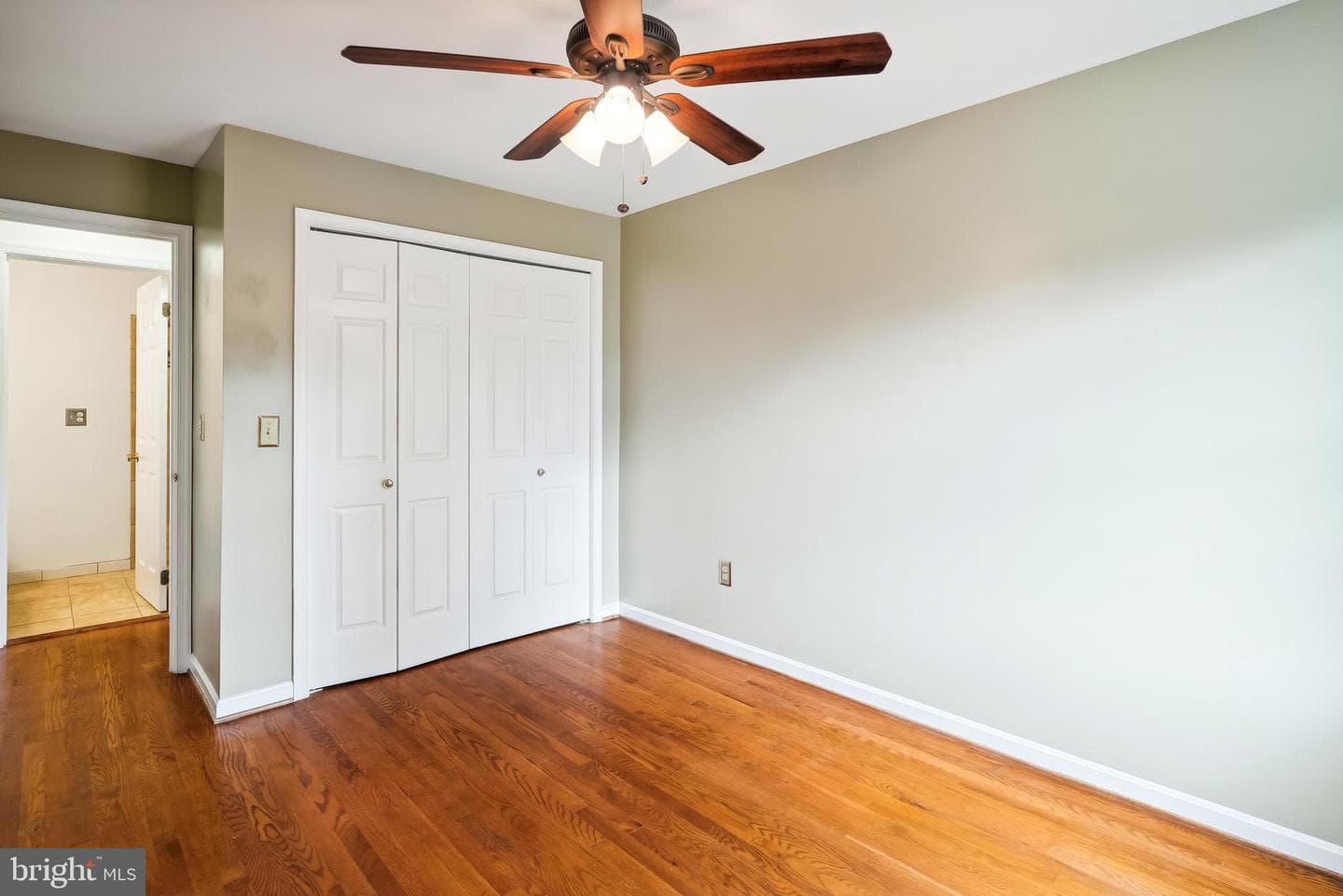 313 Belmont Place SW photo 29