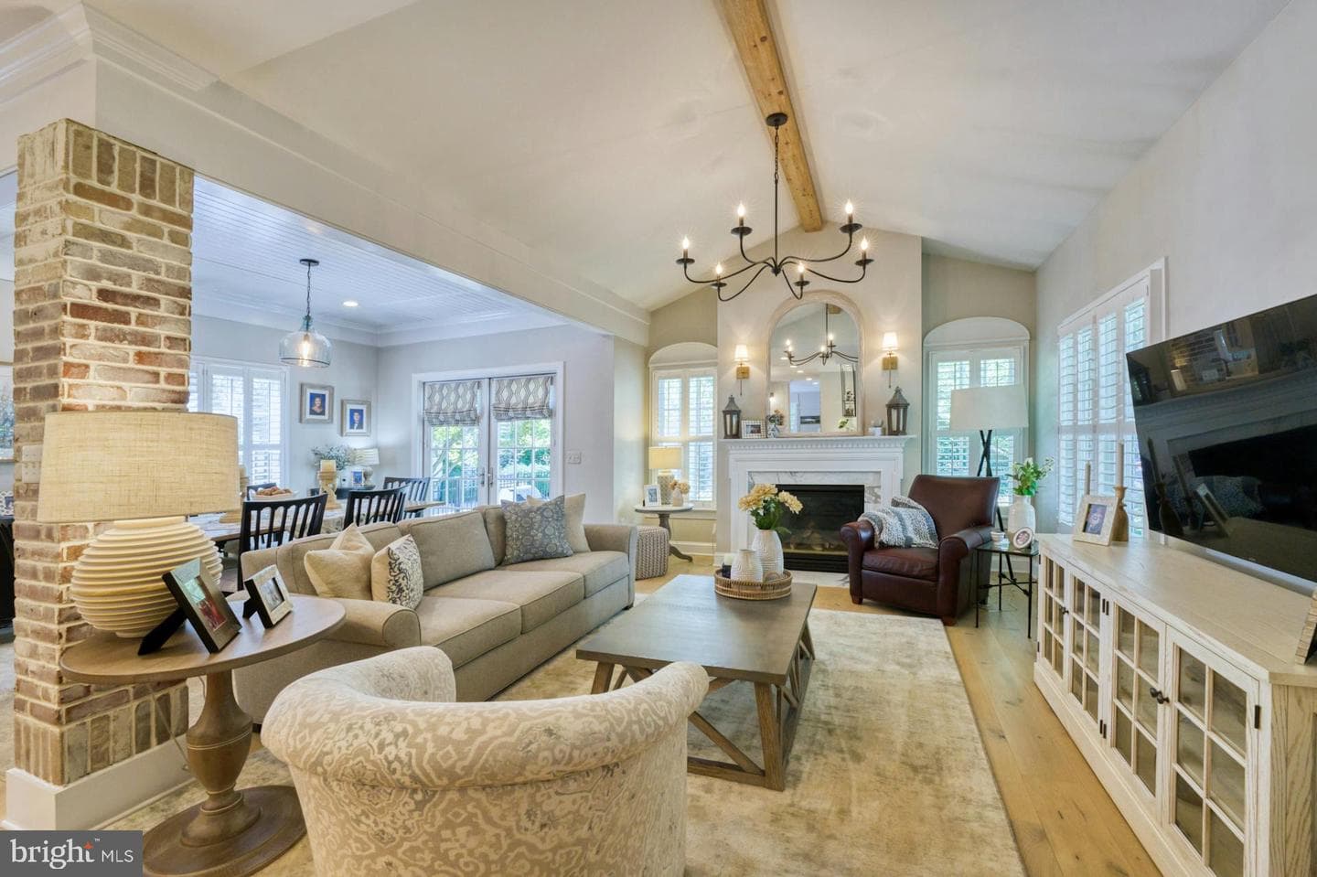 3 Memorial Drive NW photo 3