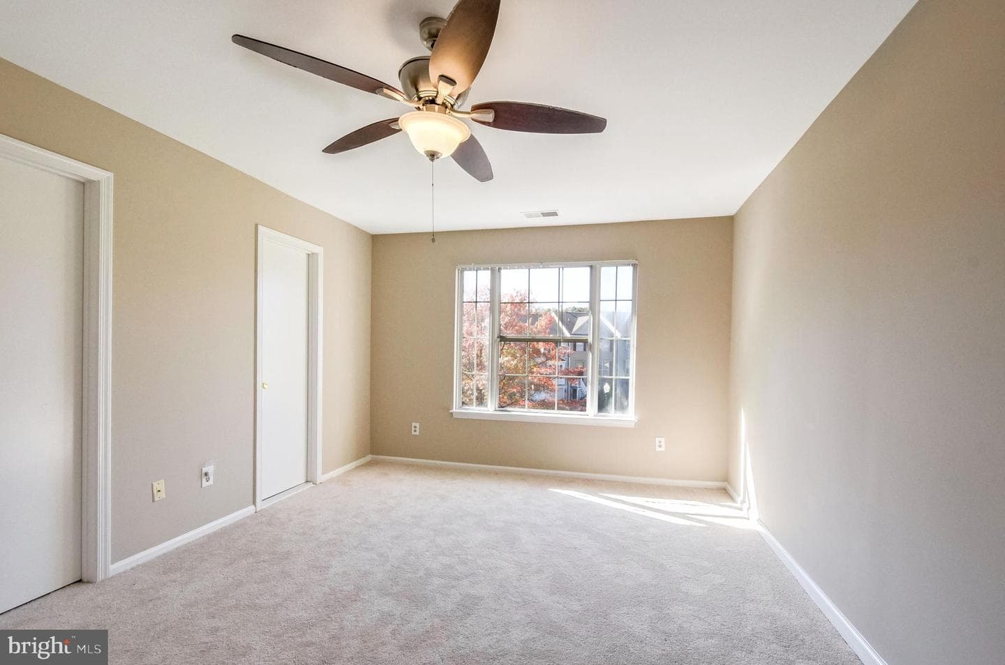 21870 Maywood Terrace photo 14