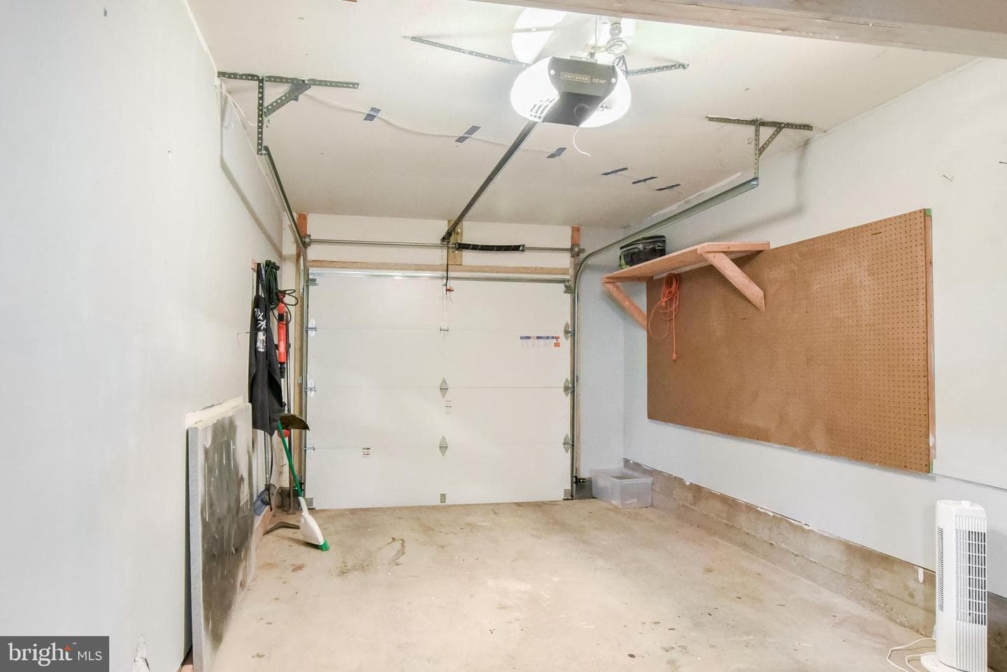21870 Maywood Terrace photo 25