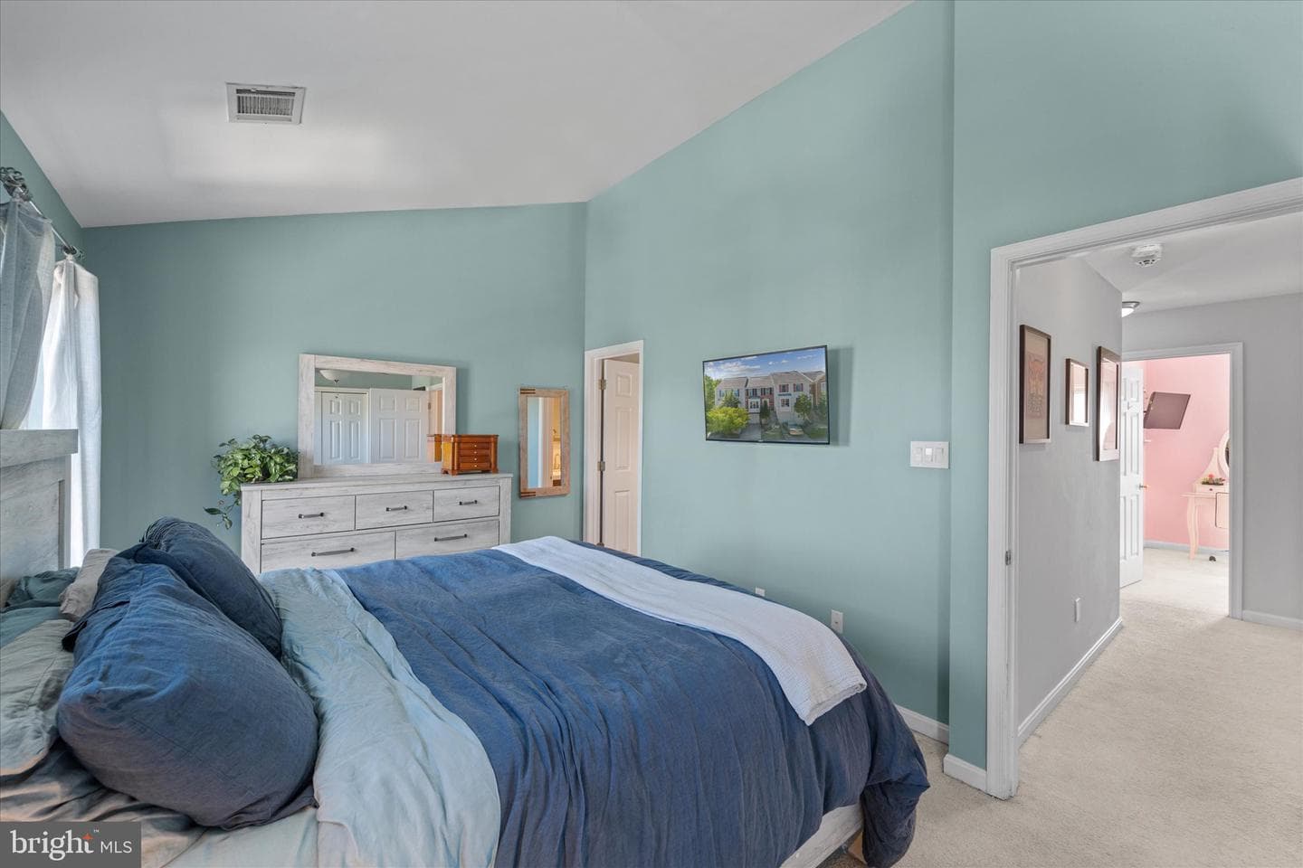 22063 Manning Square photo 21