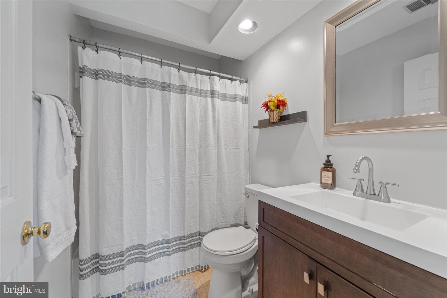 22063 Manning Square photo 24