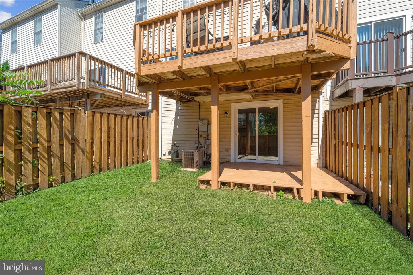 22063 Manning Square photo 34