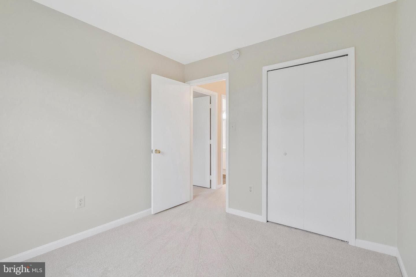 527 Radford Terrace NE photo 24