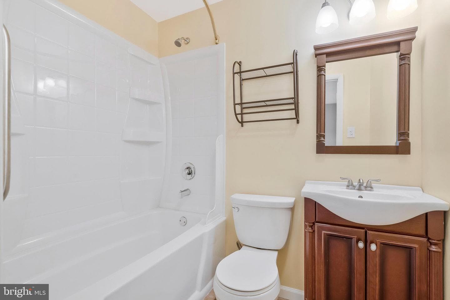 527 Radford Terrace NE photo 28
