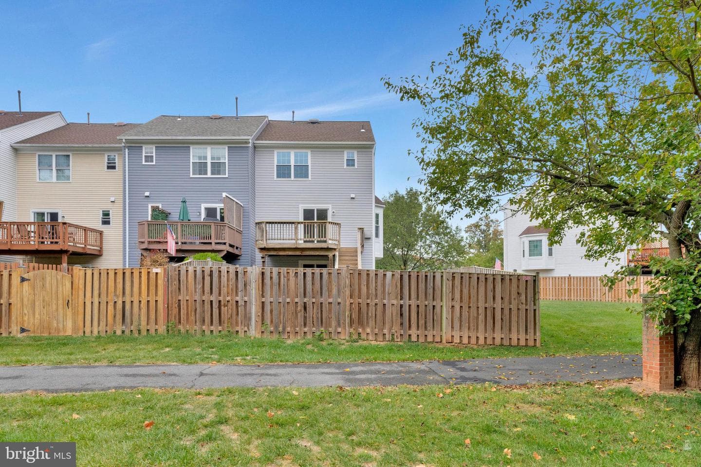 527 Radford Terrace NE photo 35