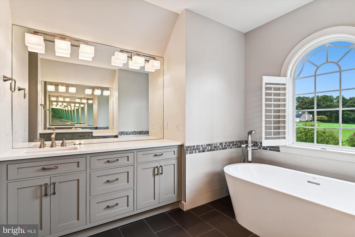 20353 Tanager Place photo 27