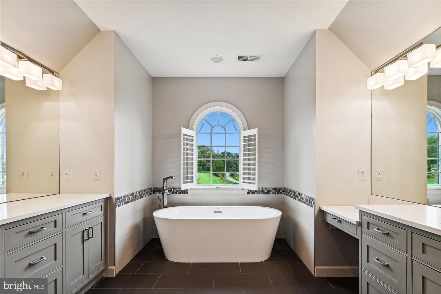 20353 Tanager Place photo 28