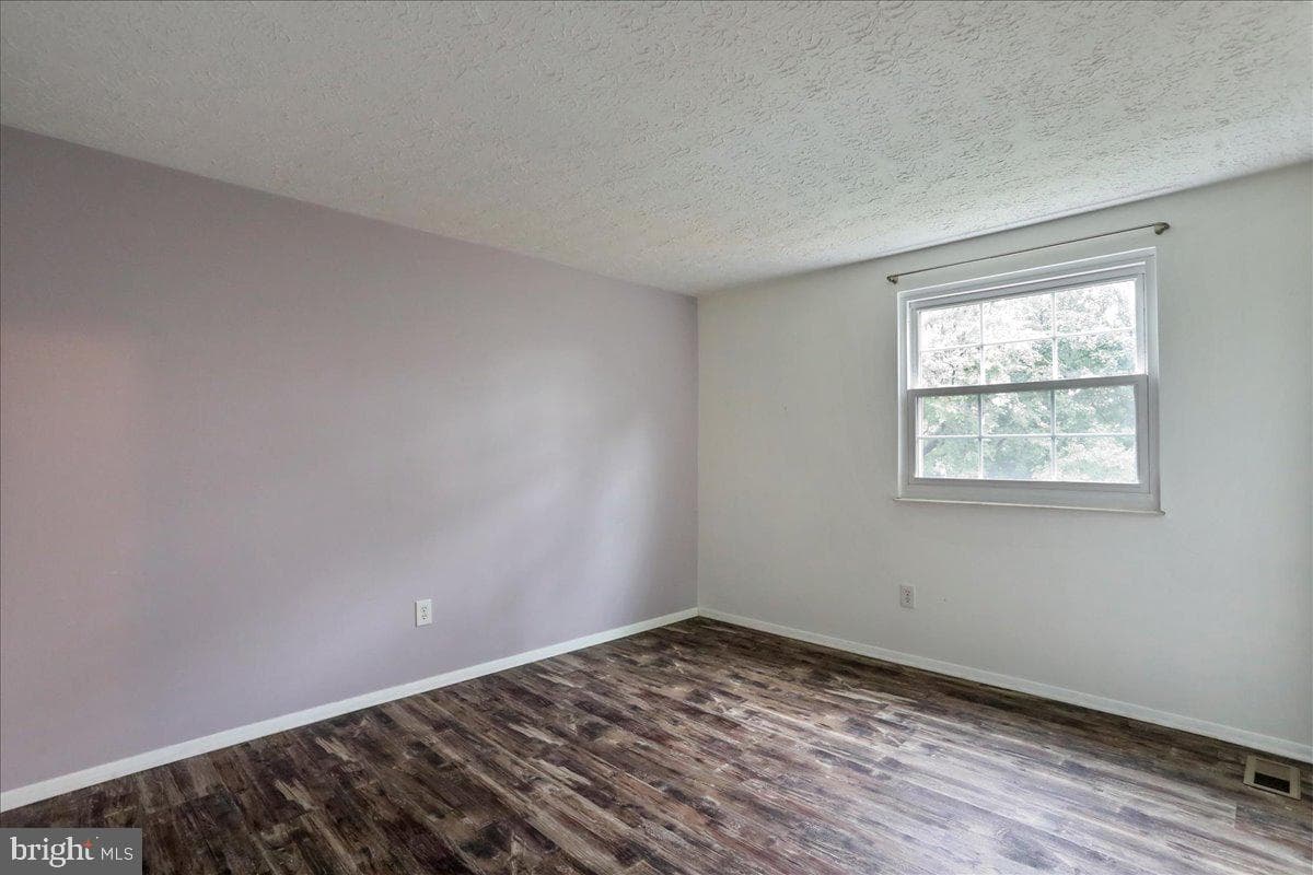 304 Appletree Drive NE photo 23