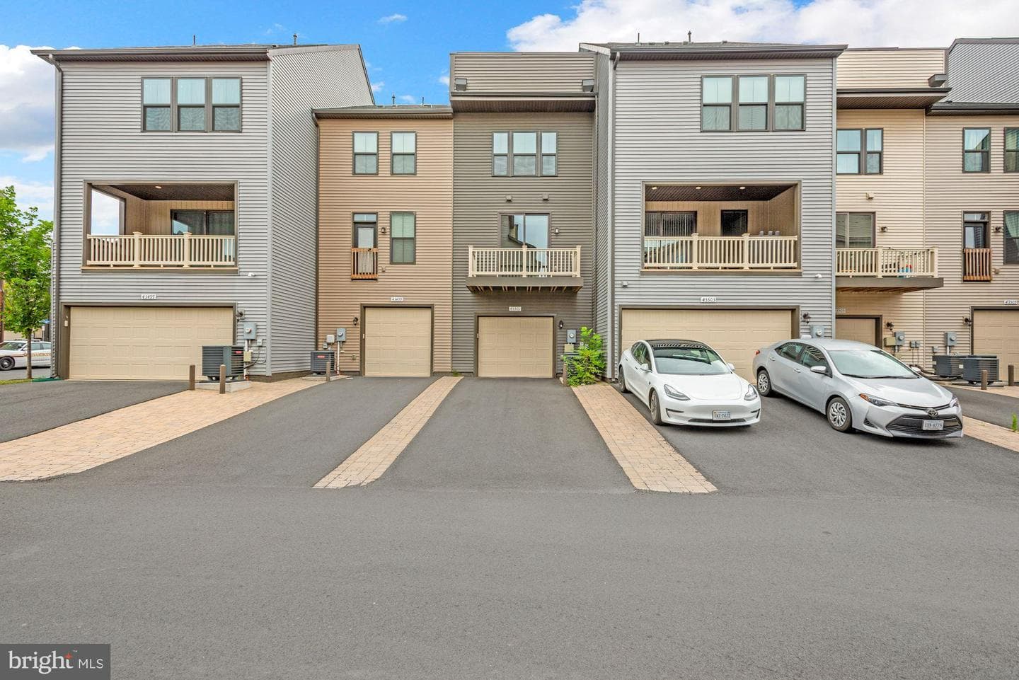 43501 Apple Orchard Square photo 27