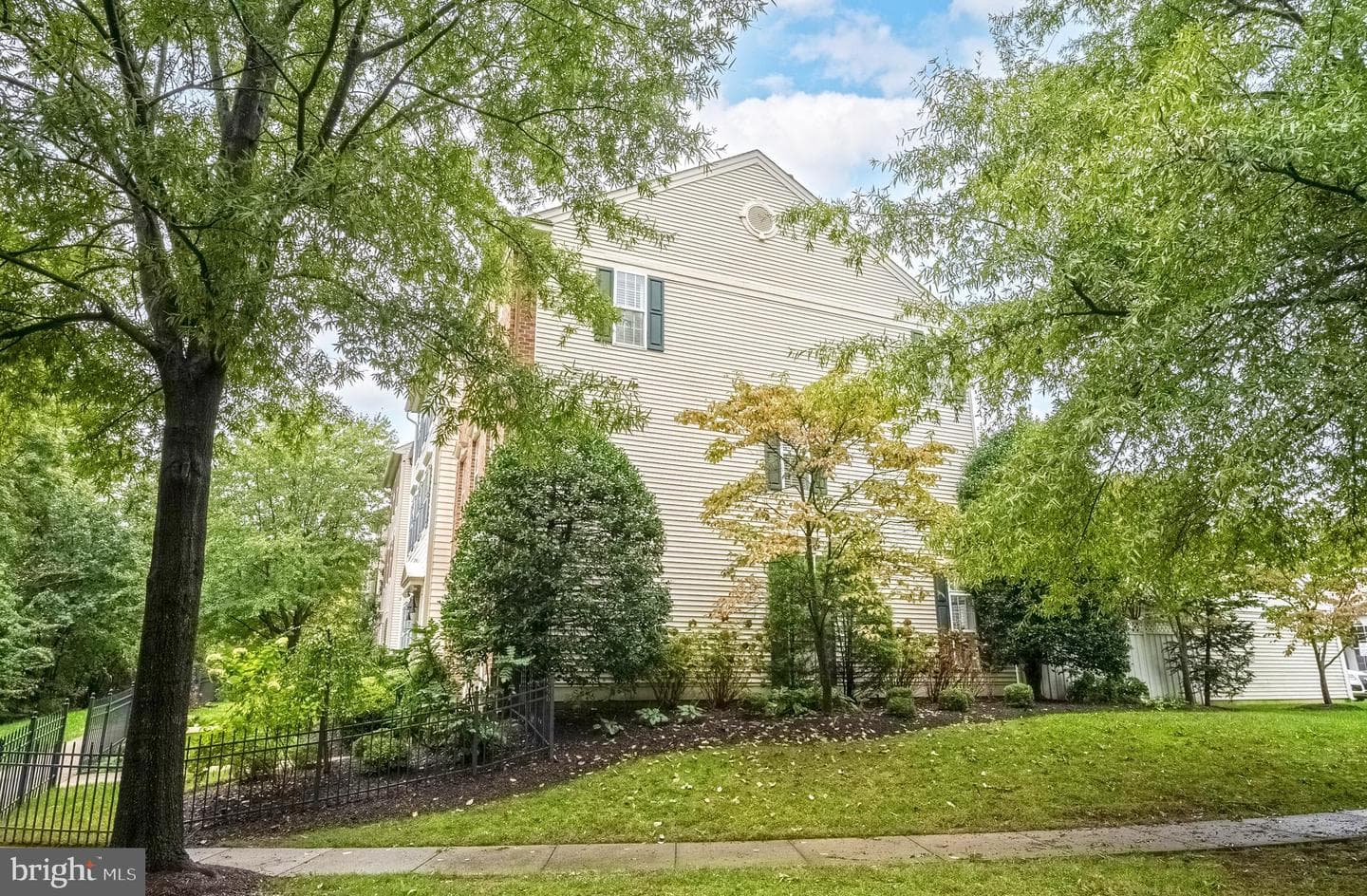 20301 Leier Place photo 3