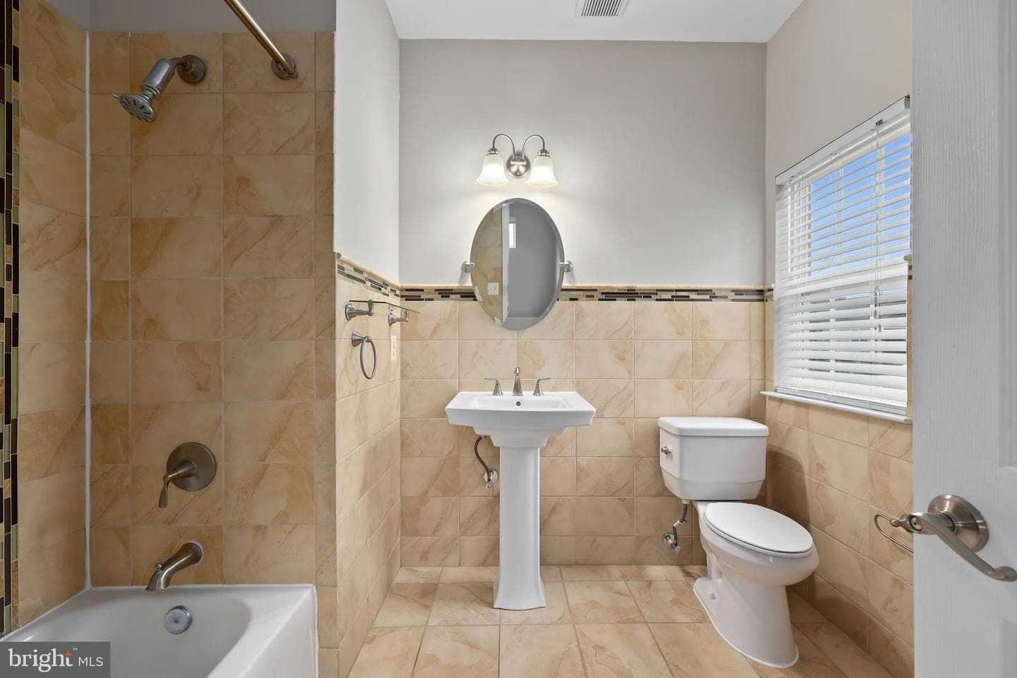 21810 Petworth Court photo 20