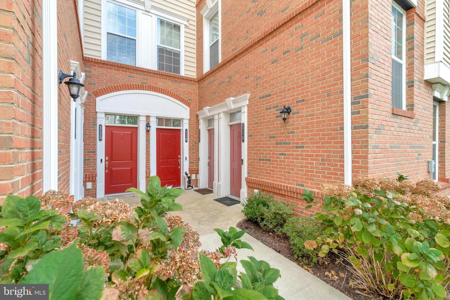 23257 Southdown Manor Terrace #117 photo 2