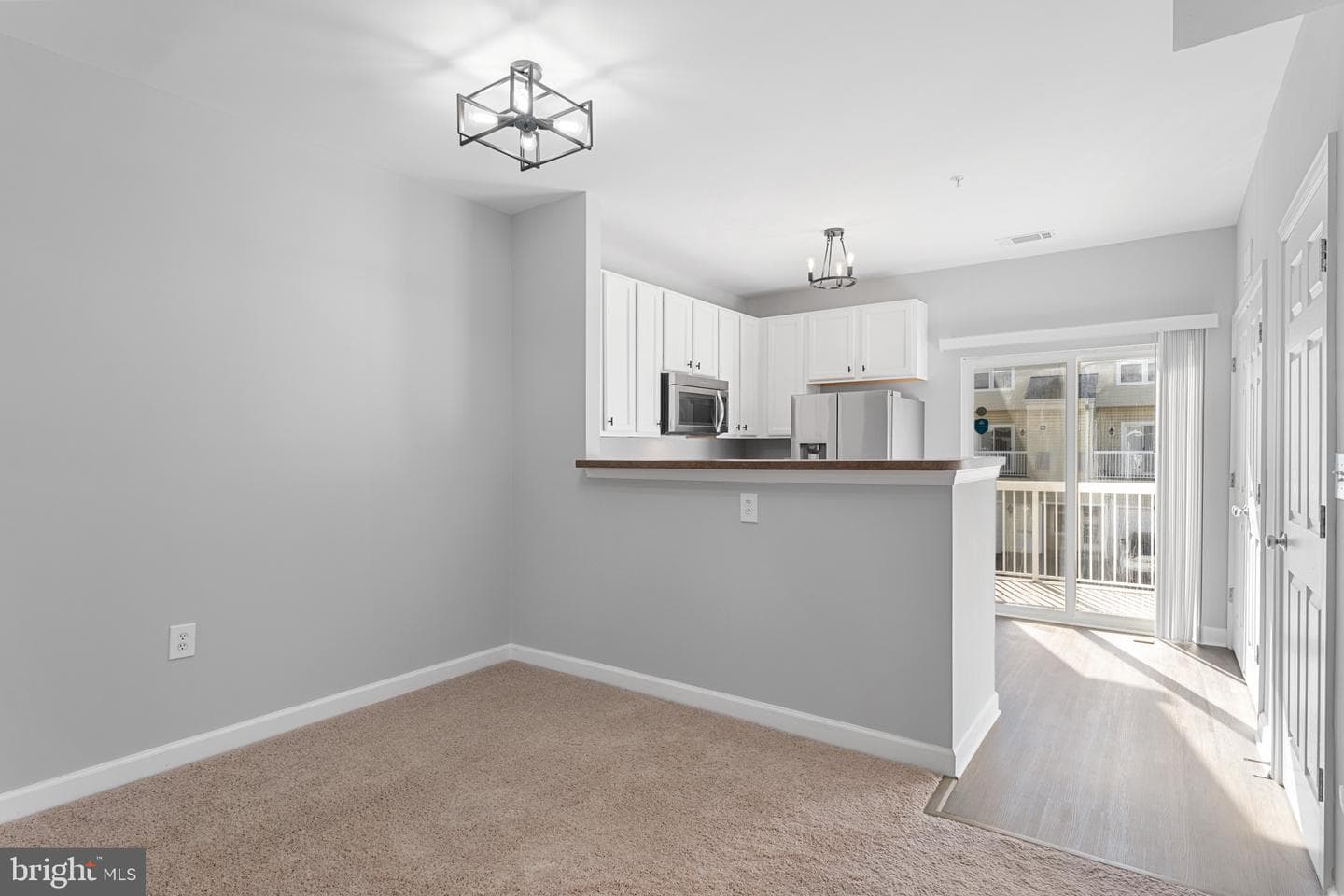 42451 Hollyhock Terrace photo 3