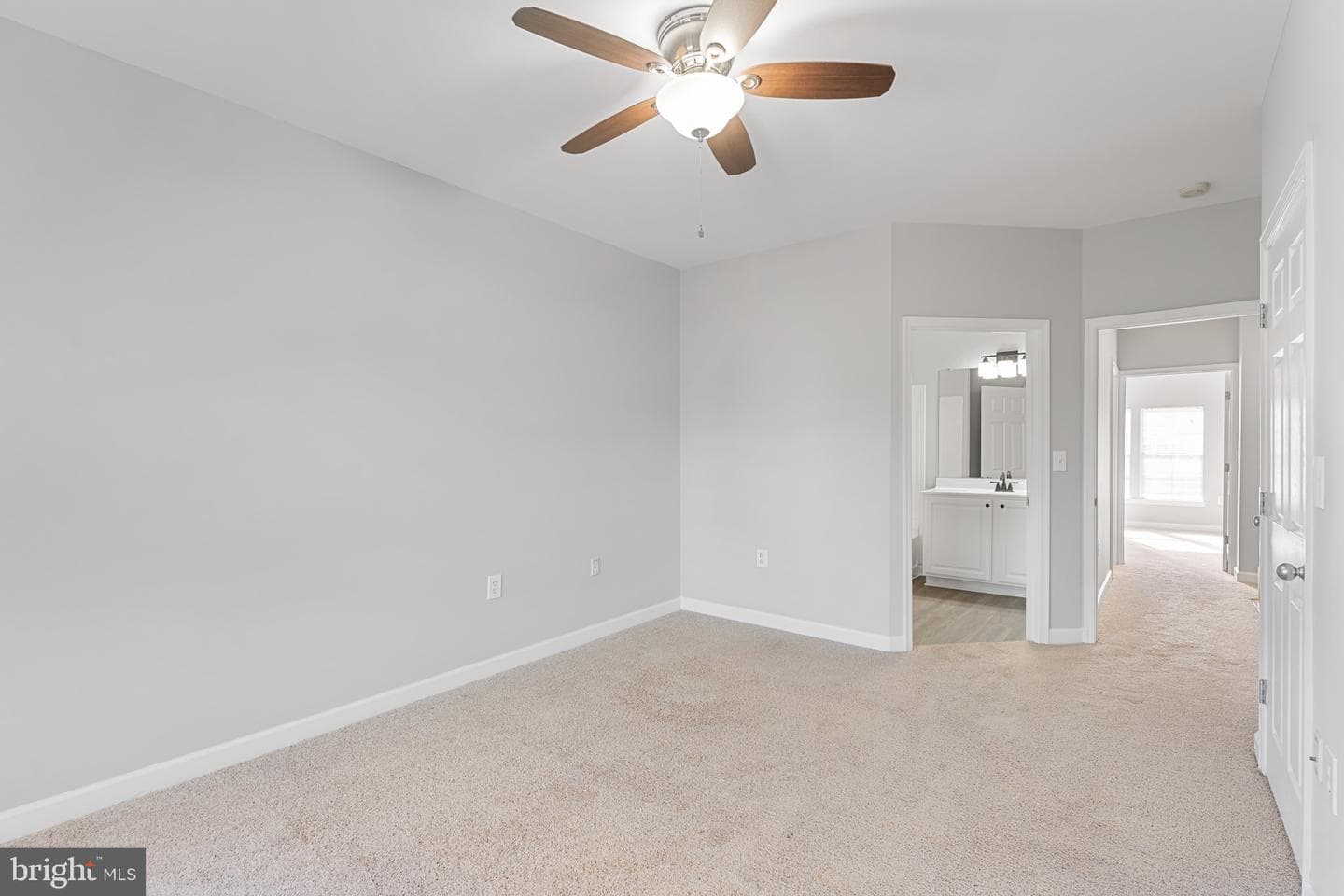 42451 Hollyhock Terrace photo 7