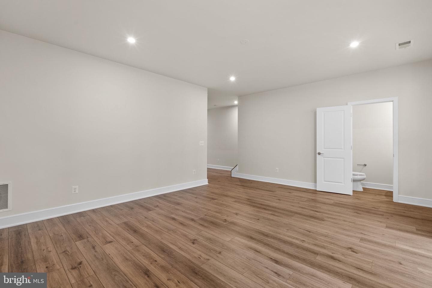 21775 Dollis Hill Terrace photo 21