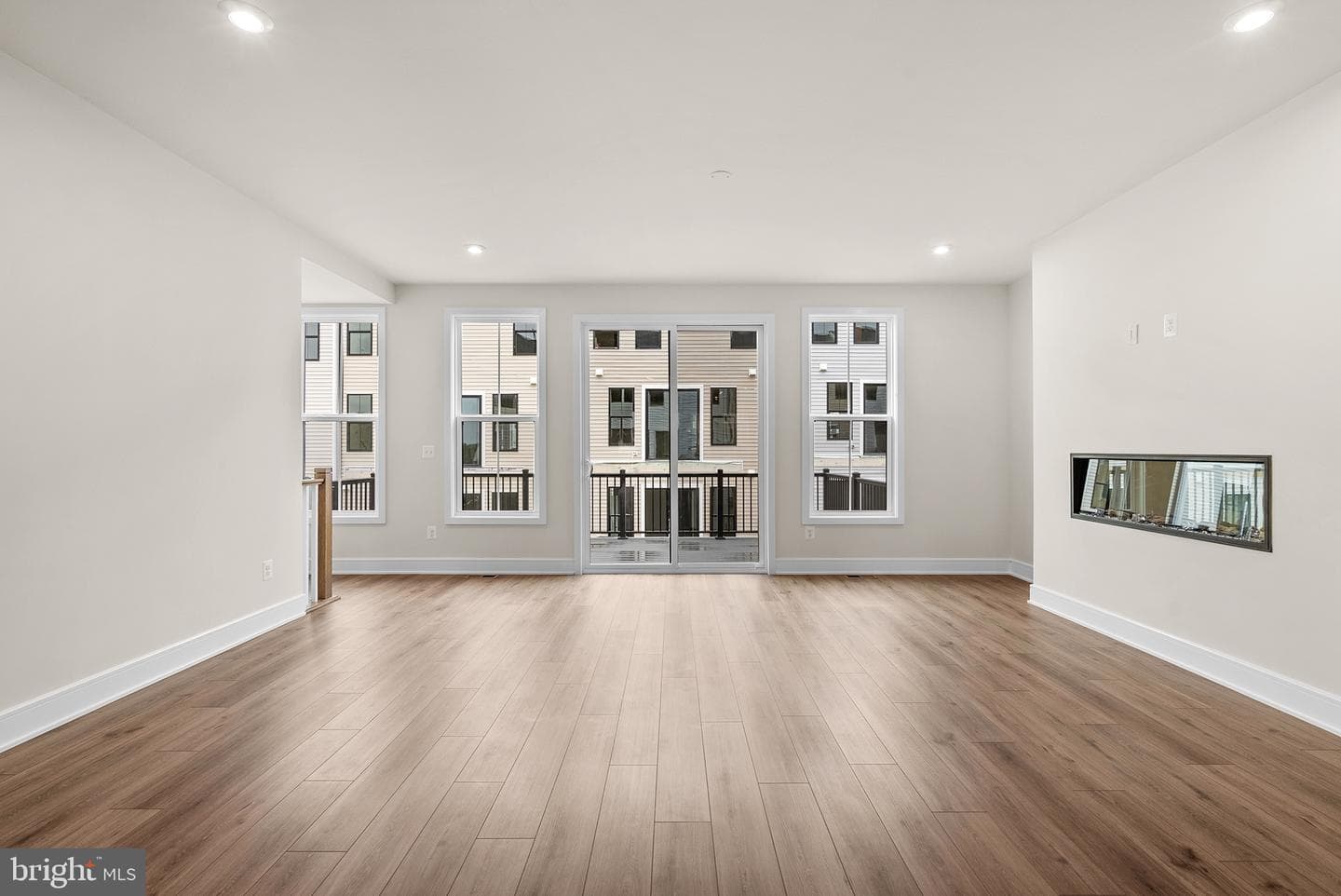 21775 Dollis Hill Terrace photo 5