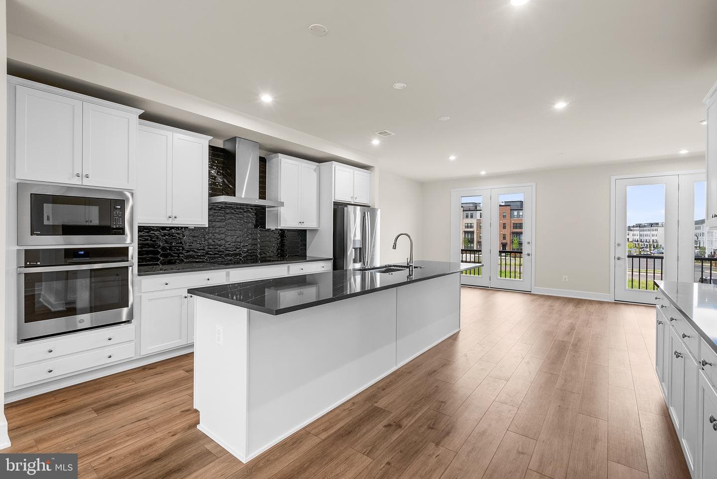 21775 Dollis Hill Terrace photo 6