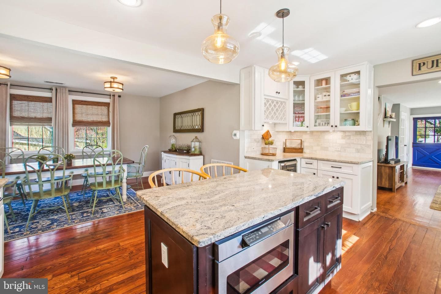 200 S Maple Avenue photo 10