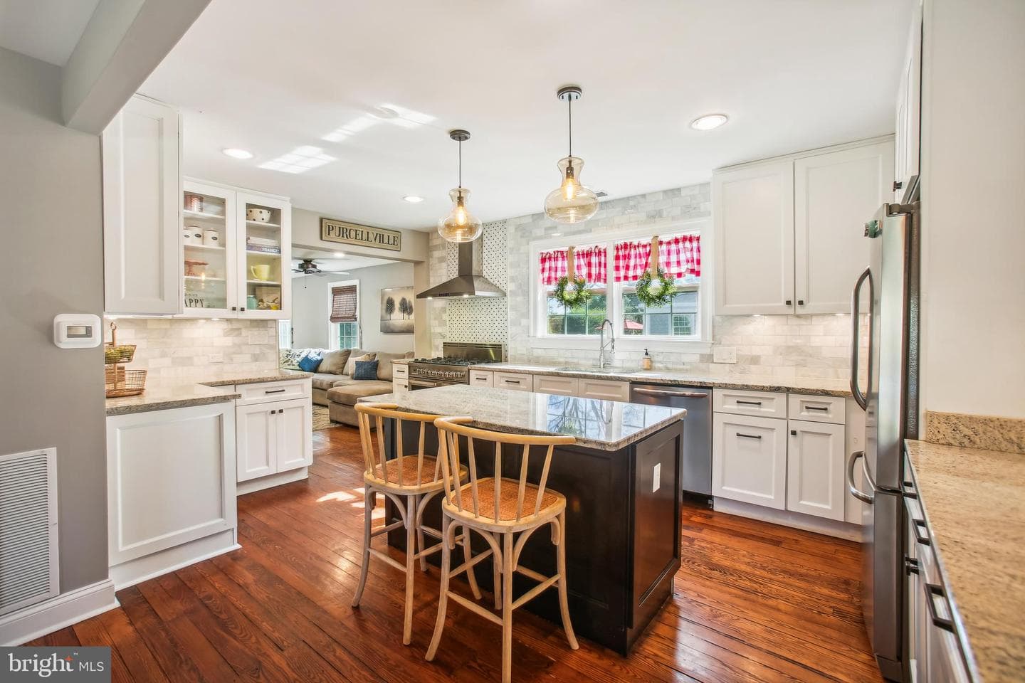 200 S Maple Avenue photo 11
