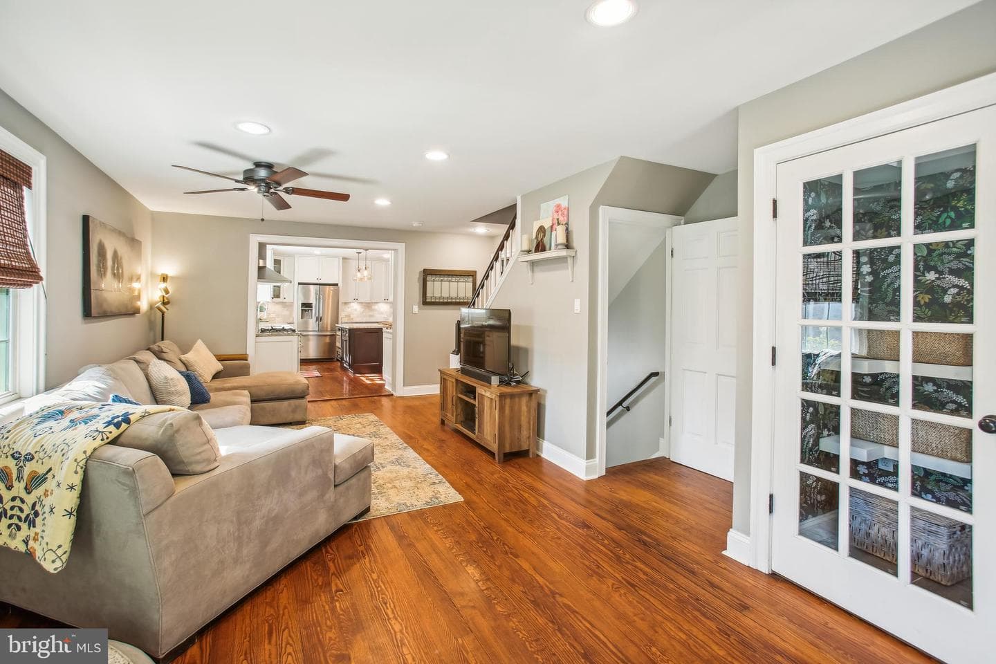 200 S Maple Avenue photo 14