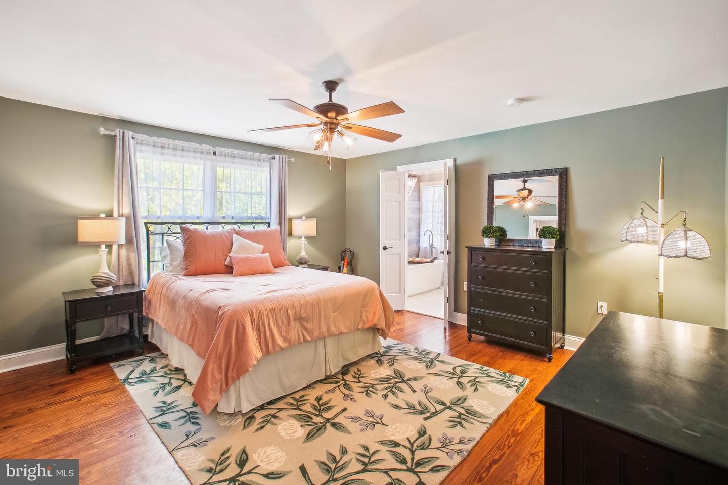 200 S Maple Avenue photo 18