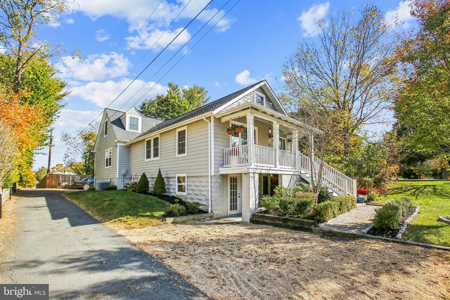 200 S Maple Avenue photo 4