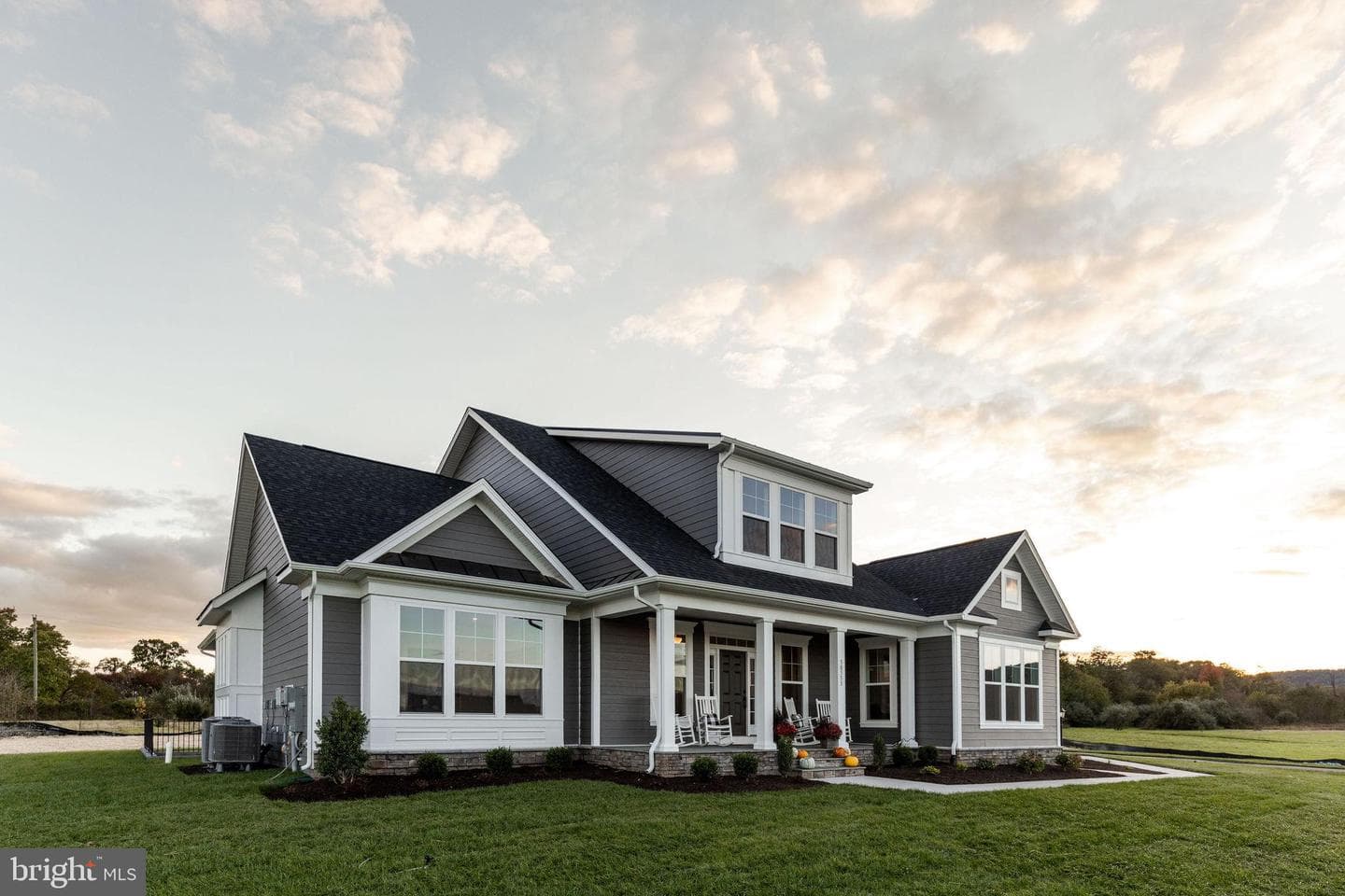 38553 Palatine Place photo 2