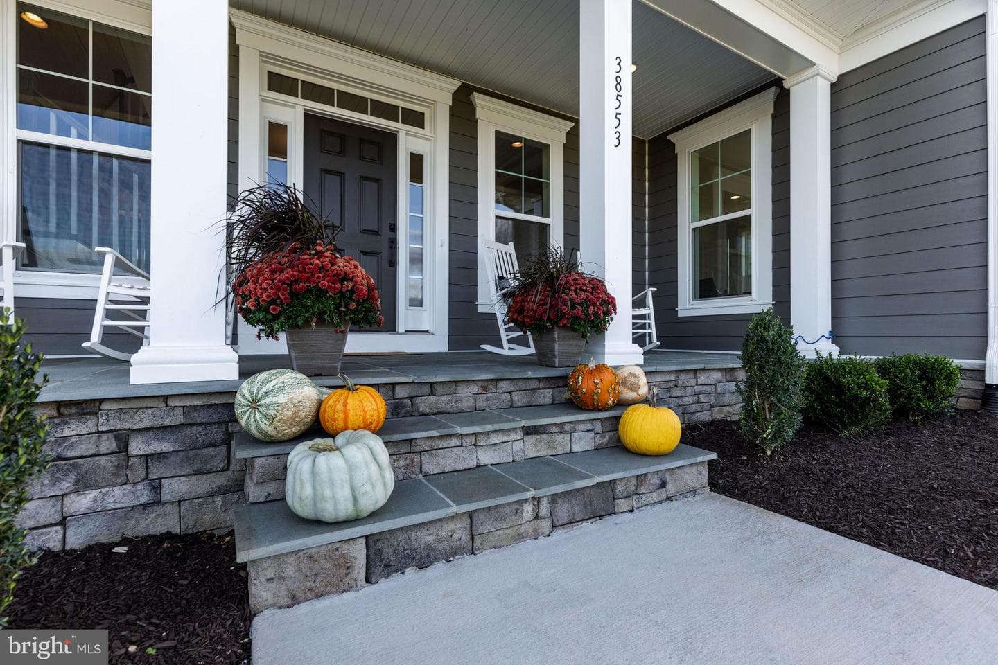 38553 Palatine Place photo 5