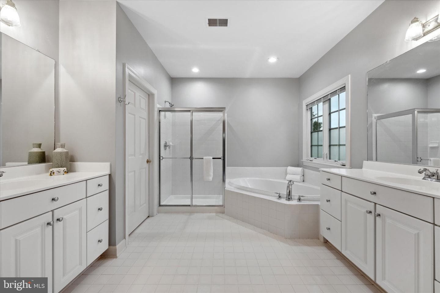 22405 Belle Terra Drive photo 21