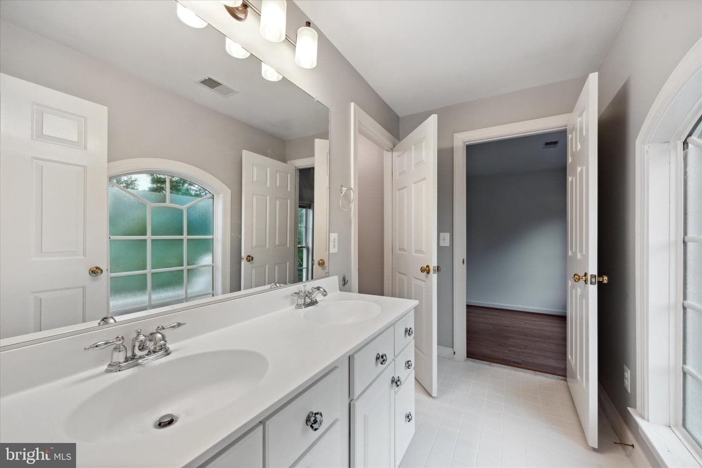 22405 Belle Terra Drive photo 25