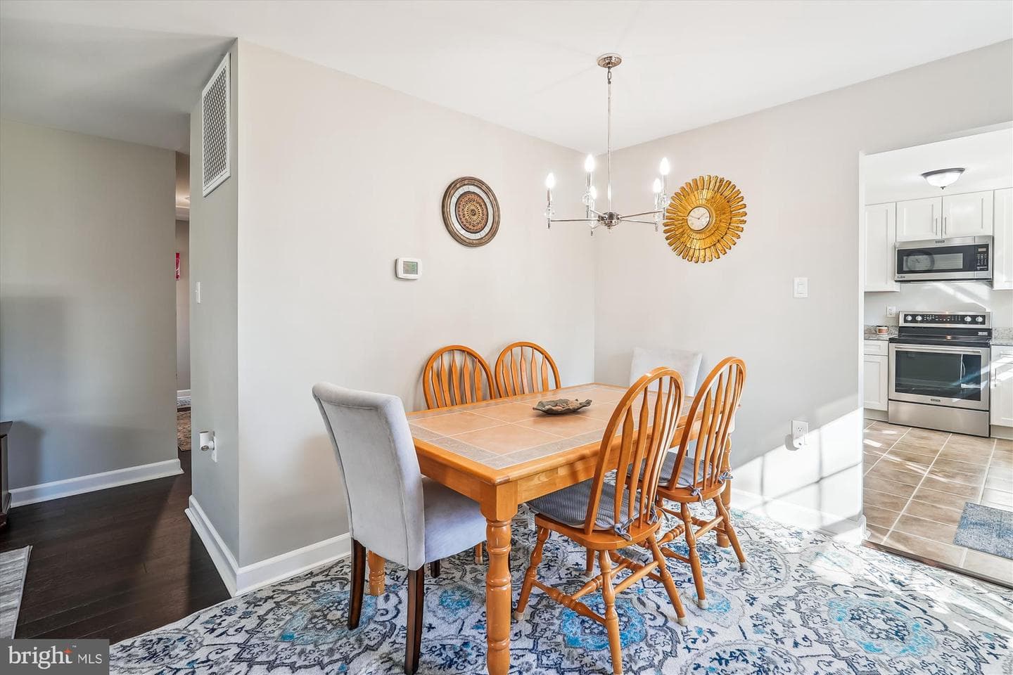 203 Orchard Circle photo 9