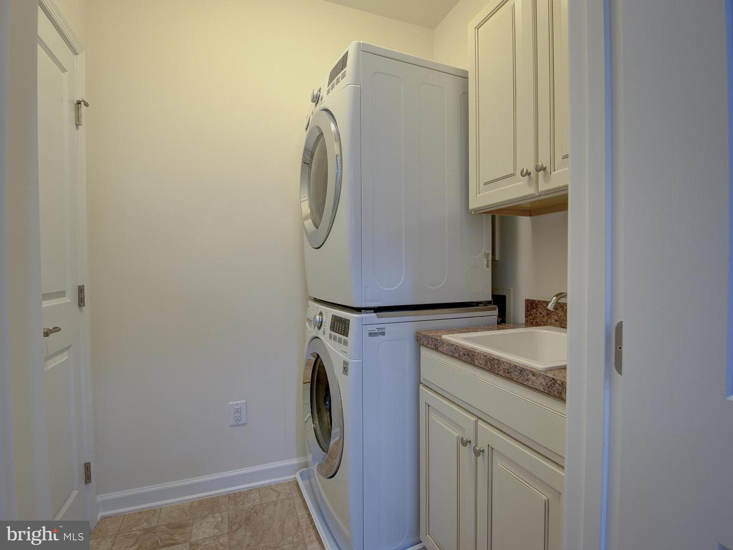 41530 Horse Chestnut Terrace photo 10