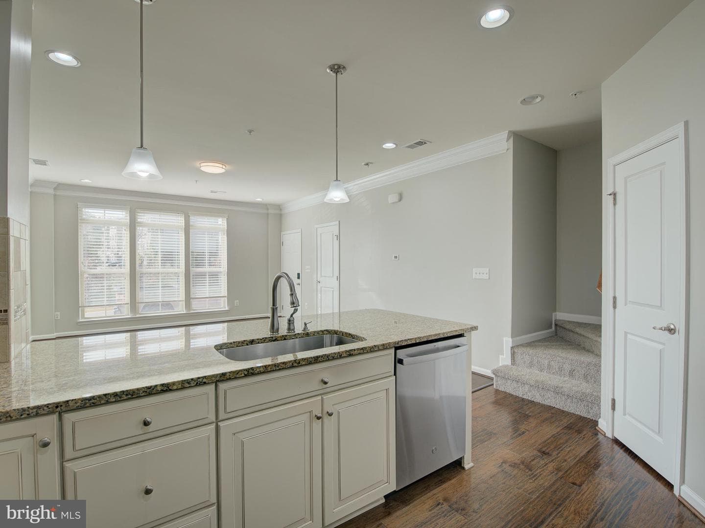41530 Horse Chestnut Terrace photo 9