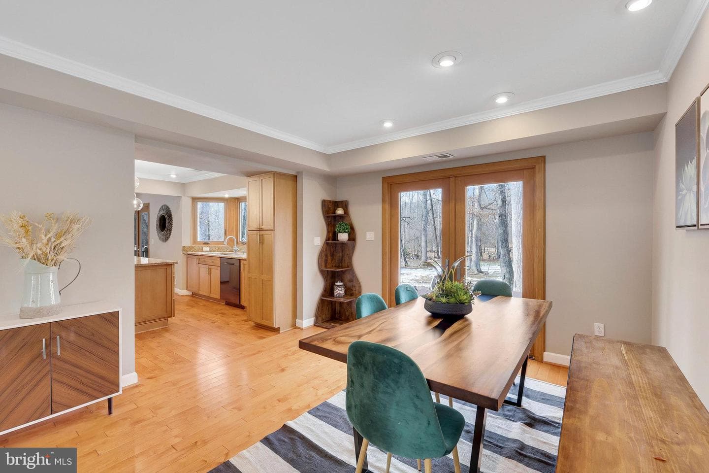 214 Lake Drive photo 13