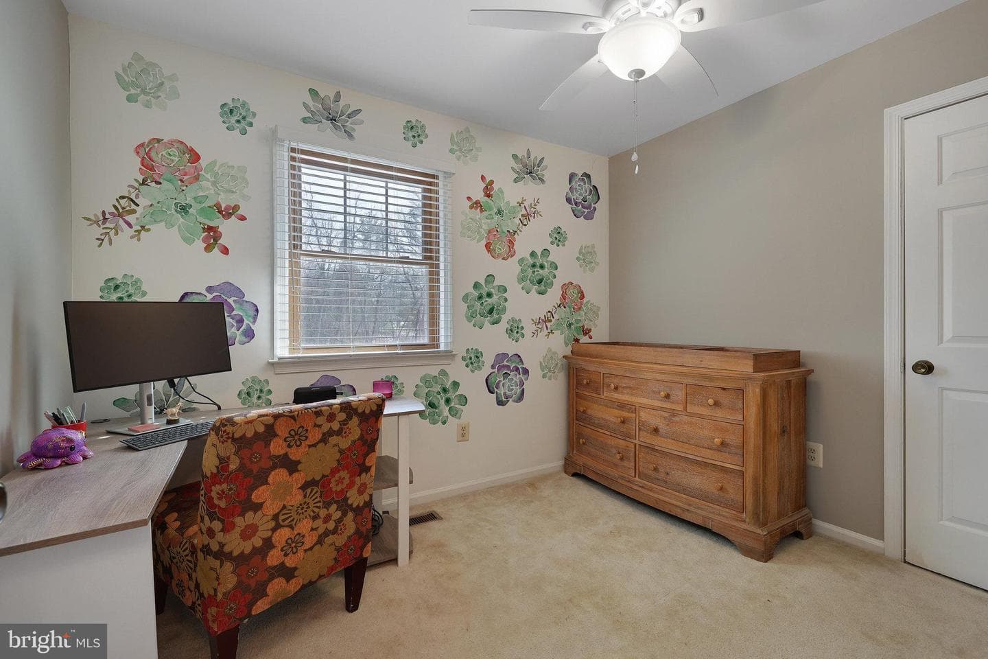 214 Lake Drive photo 33