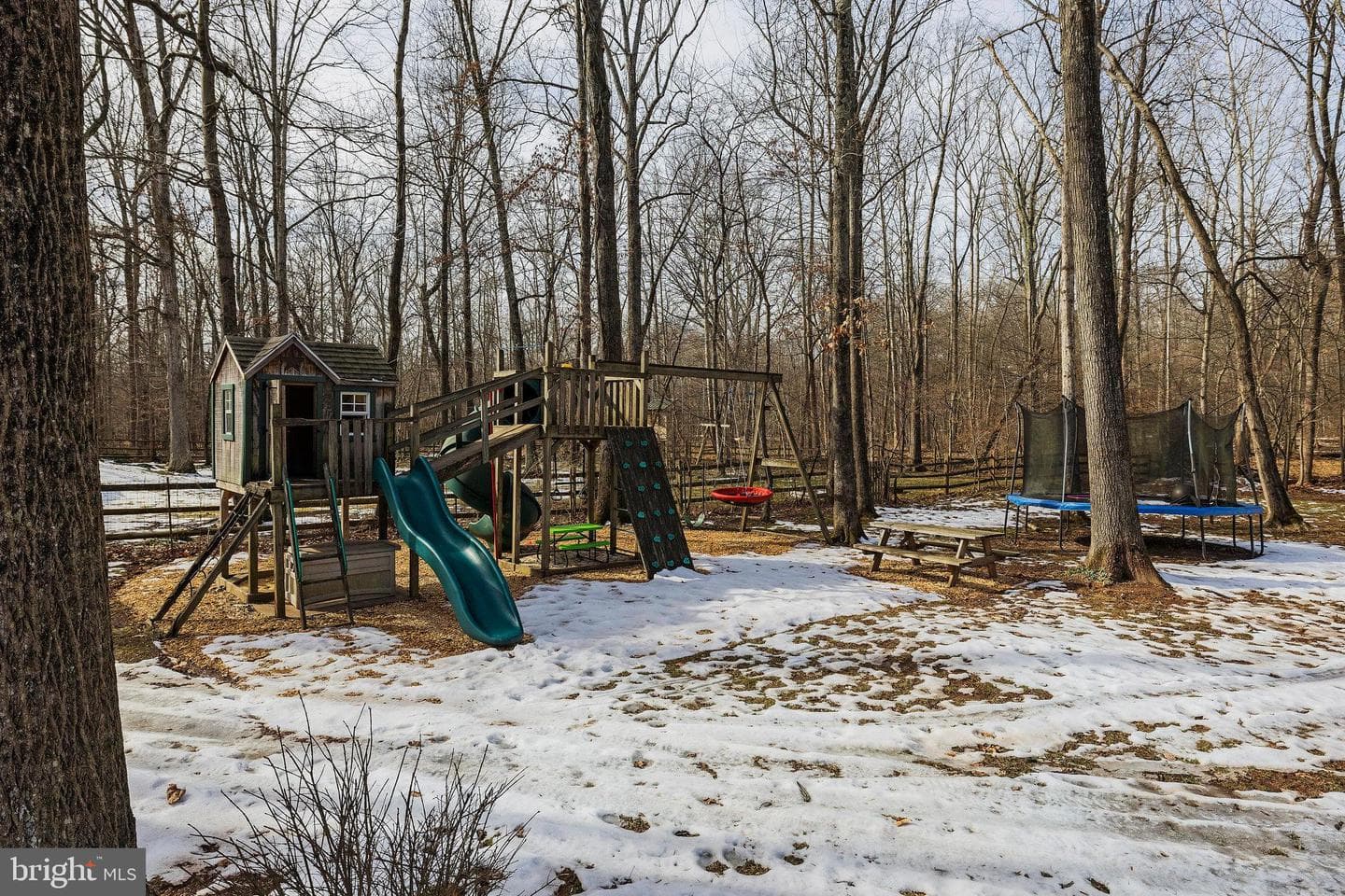 214 Lake Drive photo 43