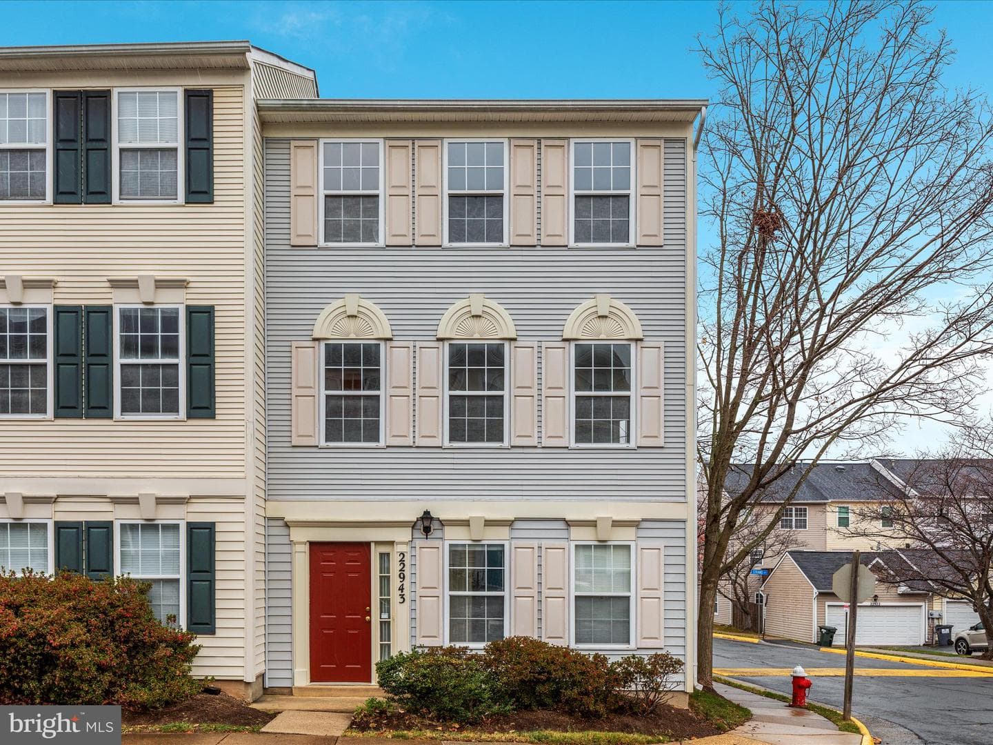 22943 Fleet Terrace photo 2