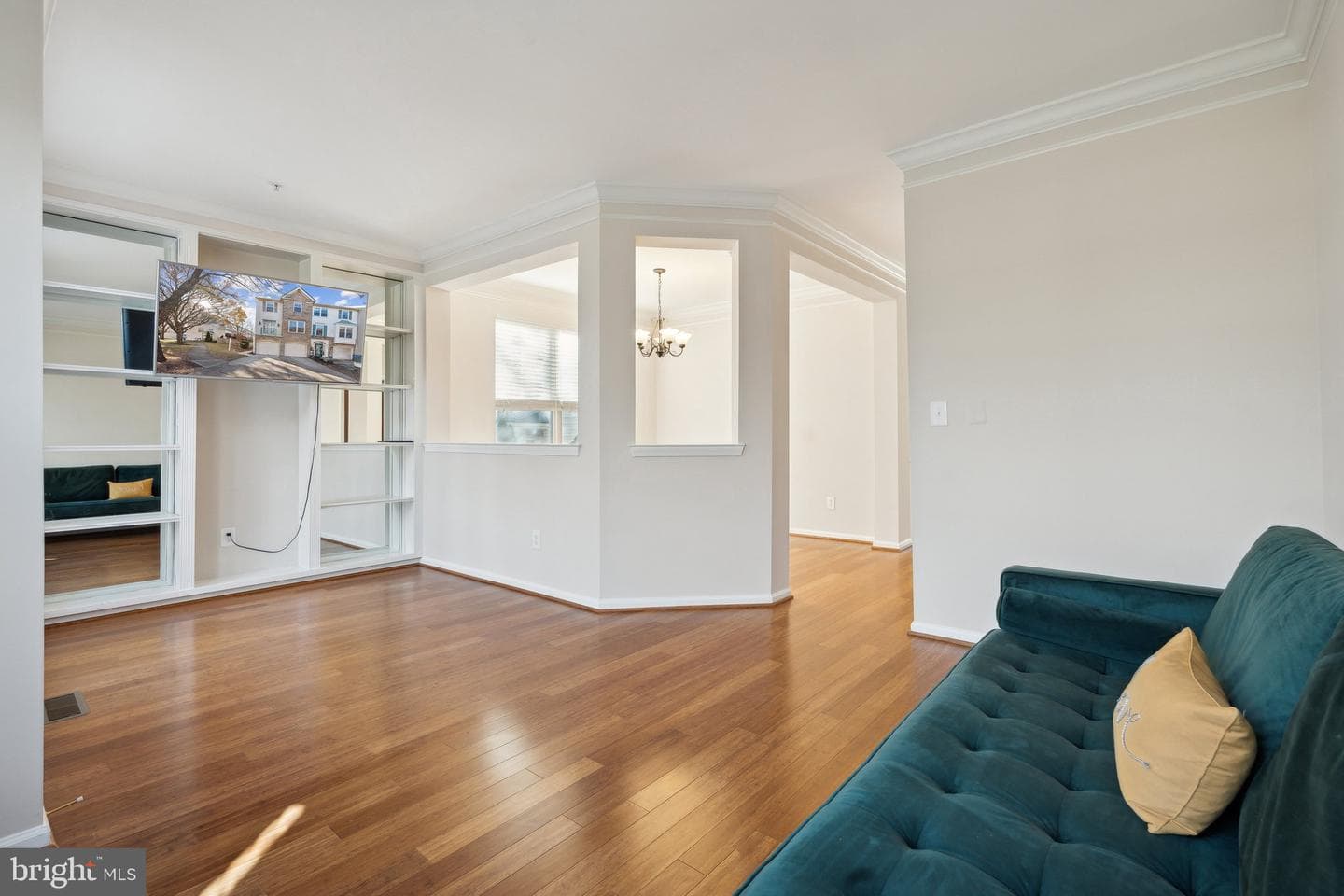 25314 Ashbury Drive photo 11